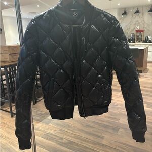 ALO Yoga Shiny Black Puffer Jacket